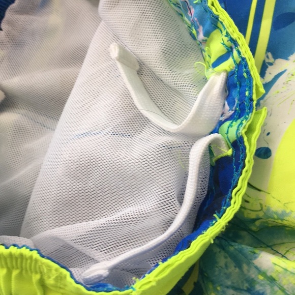 Boy's OP Shark Swim Trunks - Picture 10 of 10